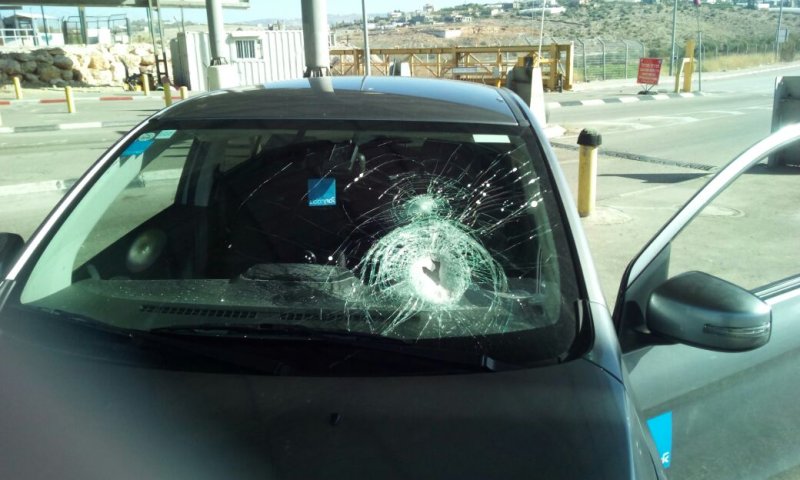 ערבים ניסו לרצוח קצין צה"ל בכביש ליד נתניה