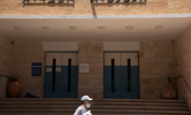 עוד 44 חולים, מחצית מהם תלמידי הגימנסיה בירושלים