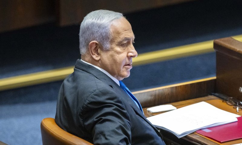 לאחר בדיקות תקינות נתניהו יישאר הלילה בבית החולים