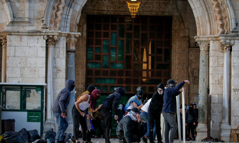 באמצע גל הטרור: אושרו הקלות לפלסטינים ברמדאן