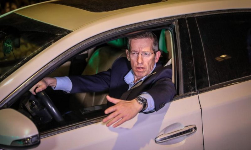 נציג נתניהו לשיחות: "אני אופטימי, מקווה שיהיה טוב"