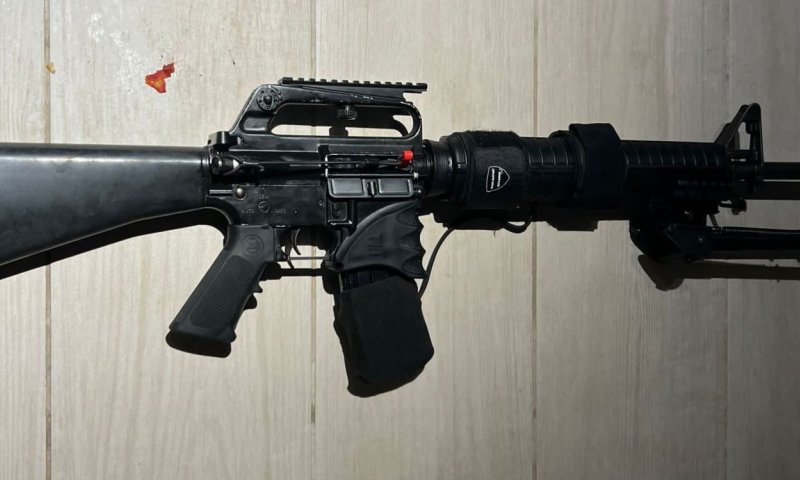 במהלך הלילה: כוח מג"ב עצר פלסטיני עם אמל"ח