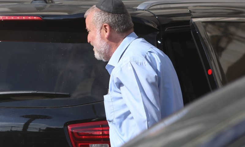 פרקליטי נתניהו: "עסקת טיעון לא באה בחשבון"