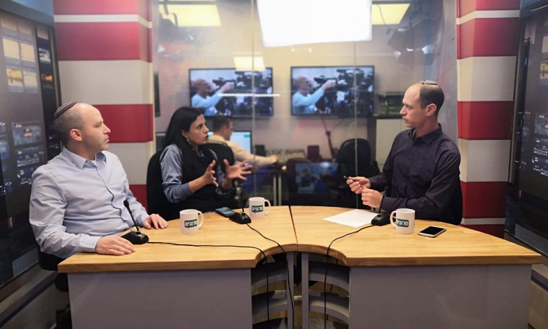 נציגי 'גשר' באולפן סרוגים: "חסרה היום יהדות חברתית"