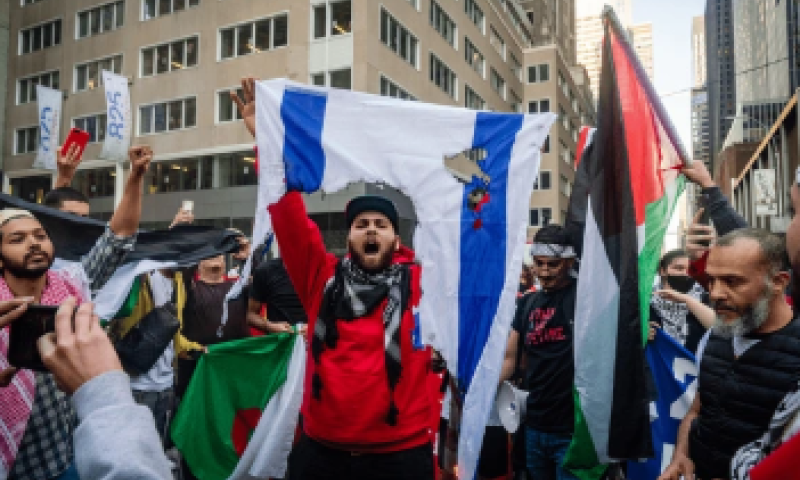 התבלבלו? אנטי ישראלים השחיתו משרד של אשת קונגרס אנטי ישראלית