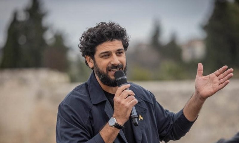 אביב אלוש בכנסת: "איך ילדינו לא מכירים את אברהם יצחק ויעקב"?