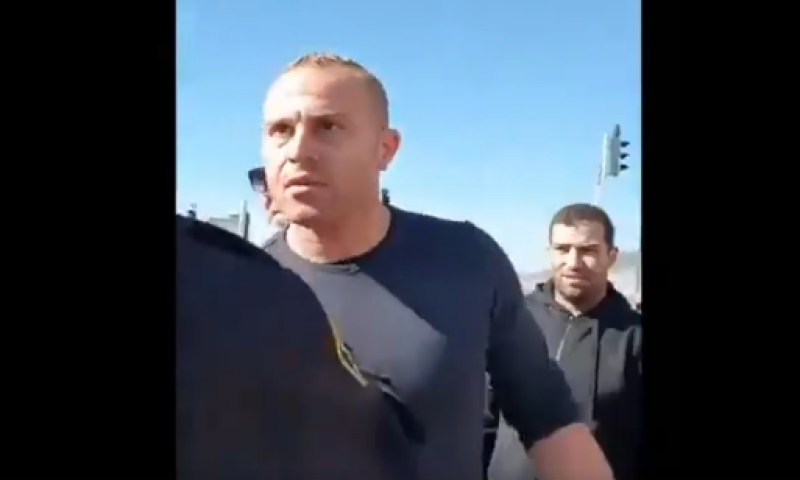 'נהרוג אותך פה' &bull; צפו: נסיון לינץ' ביואב אליאסי 'הצל'