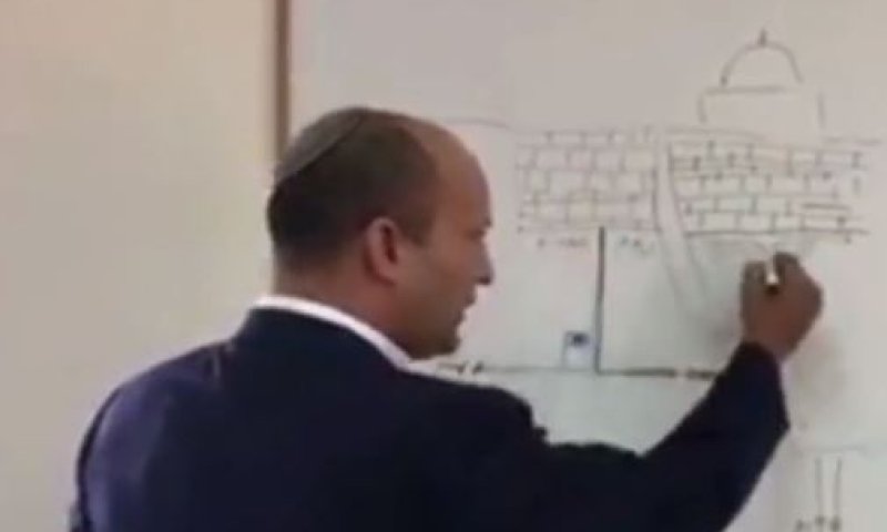 סרטון חדש: עוצמה הולכת על הראש של בנט. צפו