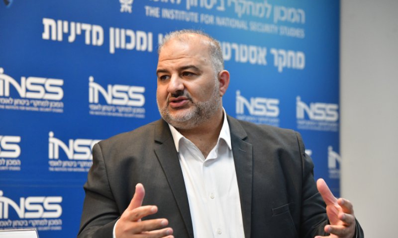 עבאס: לא פוסל הקמת ממשלה חלופית עם נתניהו