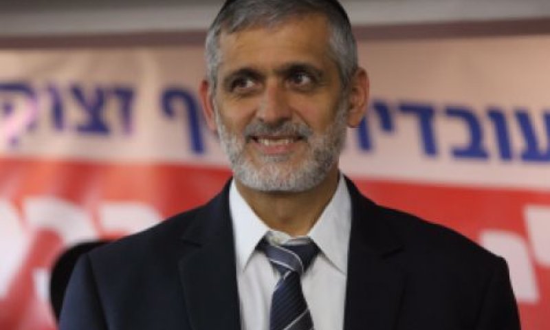 כמה קולות שווה הקהילה ההודית לאלי ישי?