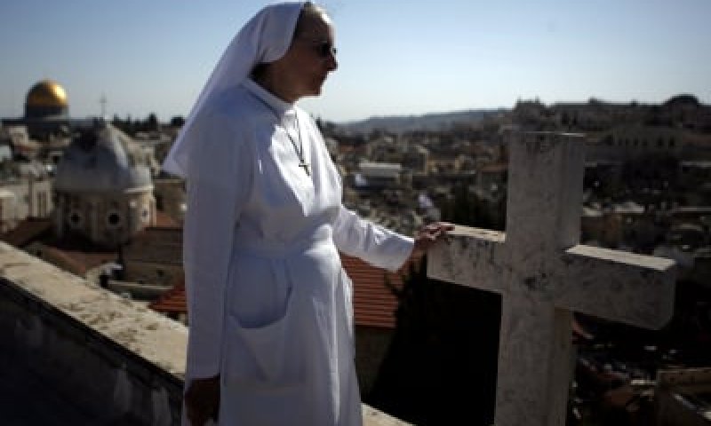 הרב אבינר בSMS: מה לעשות בתלושי שי מנוצרים?