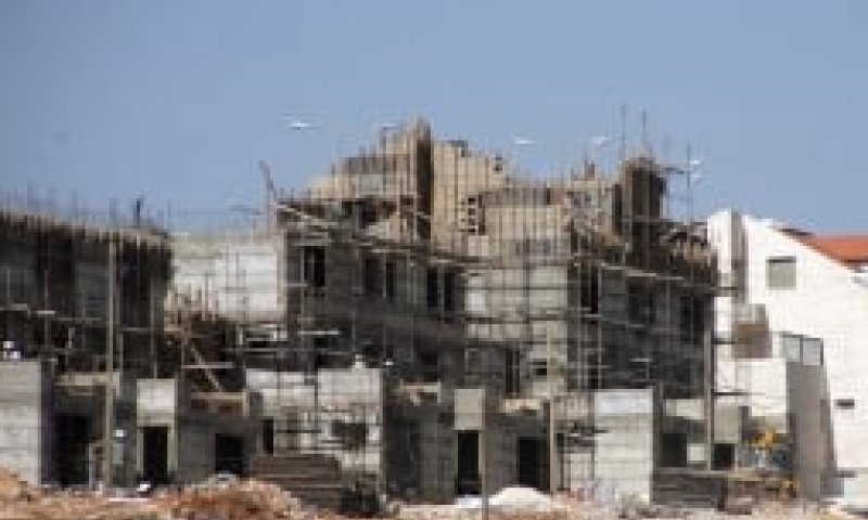 ראשי מועצות: אהוד ברק מעכב את הבנייה ביהודה ושומרון