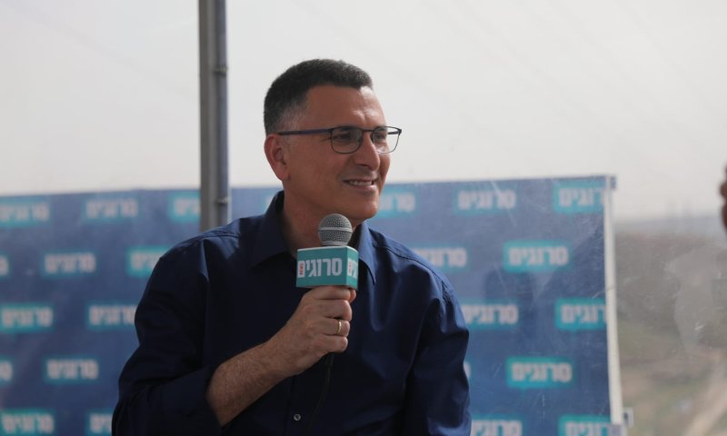 סער עונה לבנט: "תפסיק לנהוג בפזיזות ברגע גורלי"