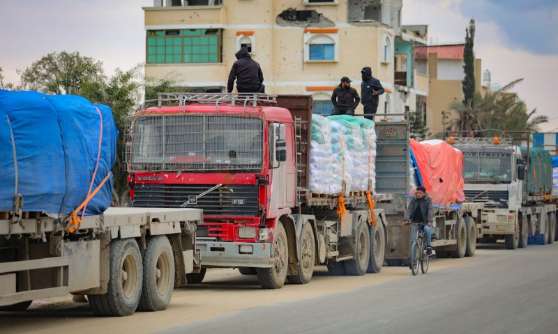 דובר רה"מ: "אי אפשר להבטיח שחאמסינקים לא יבזזו משאיות"