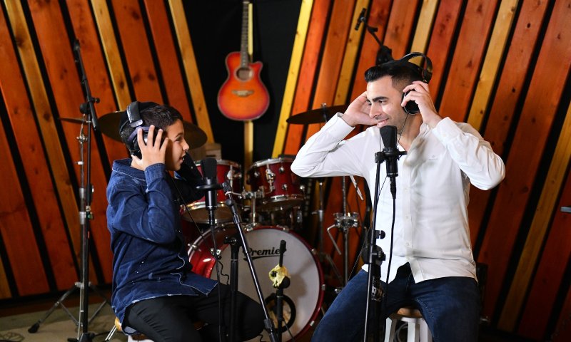 נתאי צרפתי ואופיר סלומון בביצוע ווקאלי מיוחד