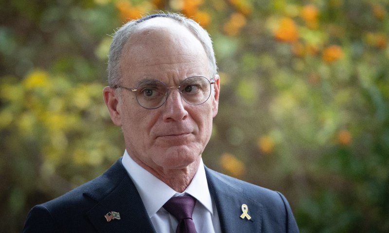 בעקבות התבטאות נגד האופוזיציה: השגריר בוושינגטון זומן לשימוע