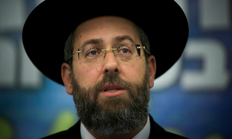הרב הראשי בפנייה חריגה: להלחם בהטרדות המיניות"