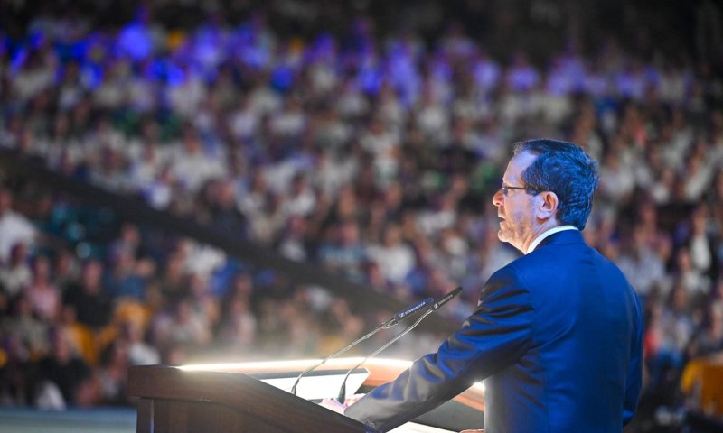 הרצוג: "צו השעה זו אחדות ישראלית וממשלת חירום"