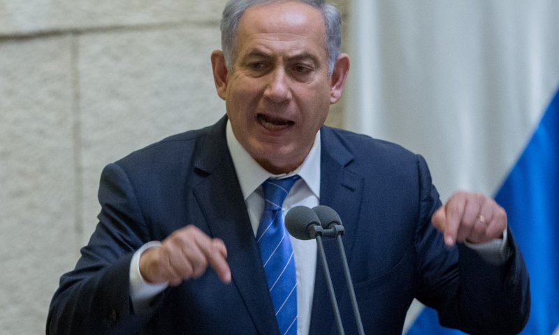 צפו: מה אומרות הידיים של נתניהו כשהוא נואם?