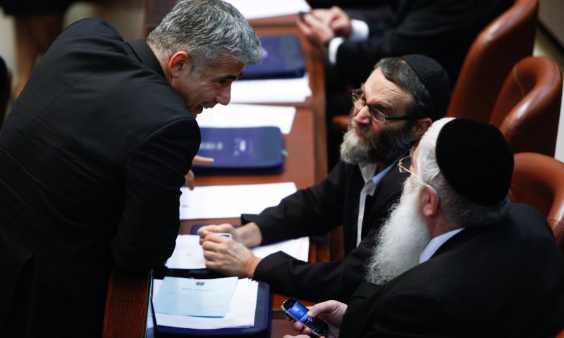 גזירות ושינויי חקיקה: יחסי לפיד והחרדים