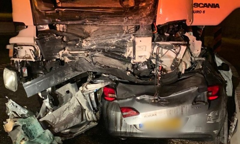 אדם נמחץ מתחת למשאית ומת; הרוג נוסף בכביש 90