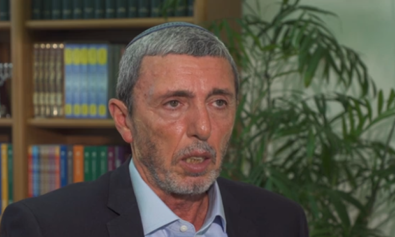 הרב פרץ: "לא טענתי שצריך לשלוח לטיפולי המרה"