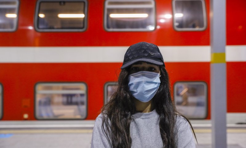 משרד הבריאות: לעטות מסיכה במקומות סגורים