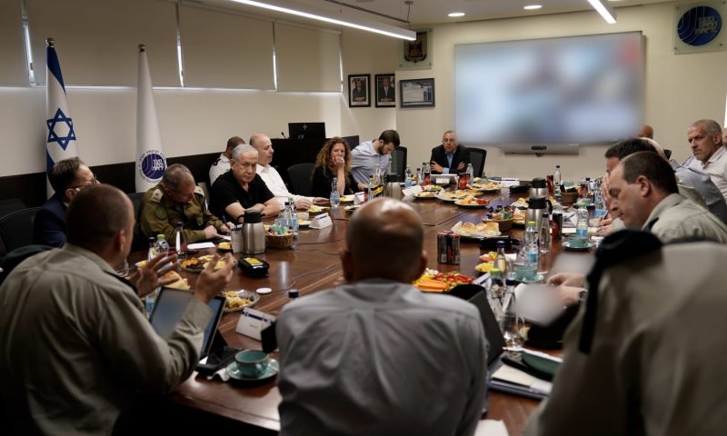 מבצע מגן וחץ: נתניהו יכנס את הקבינט המדיני ביטחוני