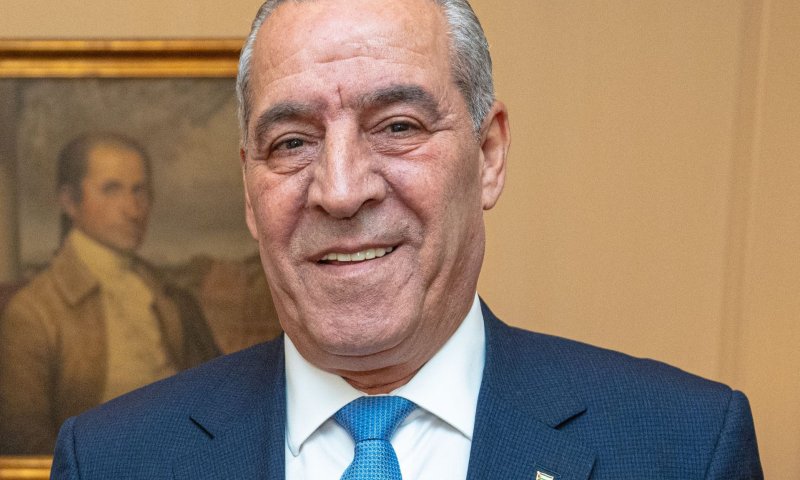 אחרי שיחת נתניהו ופוטין: השגריר הרוסי נפגש עם בכיר הרש"פ