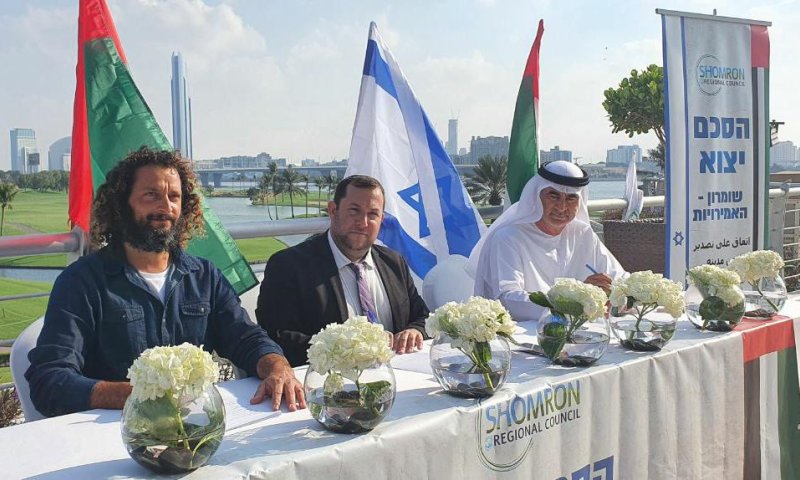 דבש ושמן זית מהשומרון ימכרו בדובאי