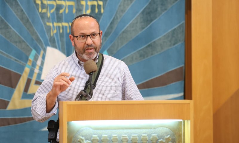 מרגש: אב החטוף ישמש כשופט בחידון התנ״ך העולמי