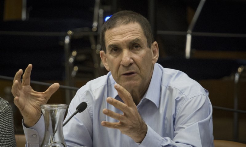 מתקפה נשית: רון טל לא יכול לשמש בשום משרה ציבורית