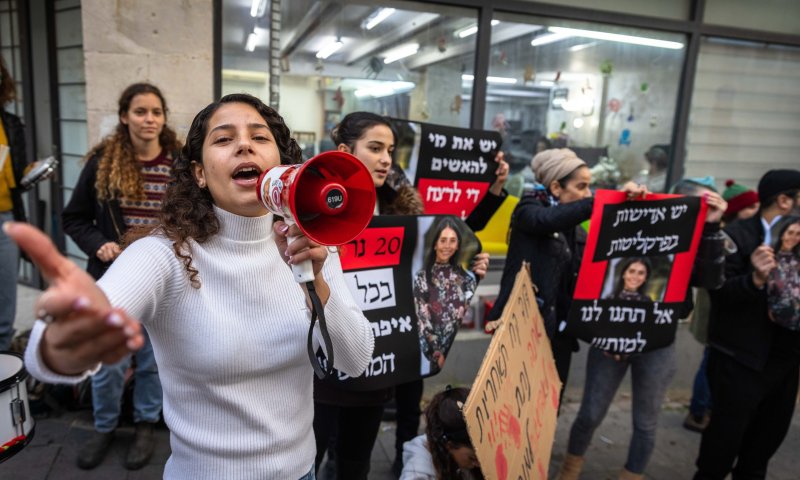 אישה נרצחה בקרית אתא; בן זוגה הסגיר את עצמו