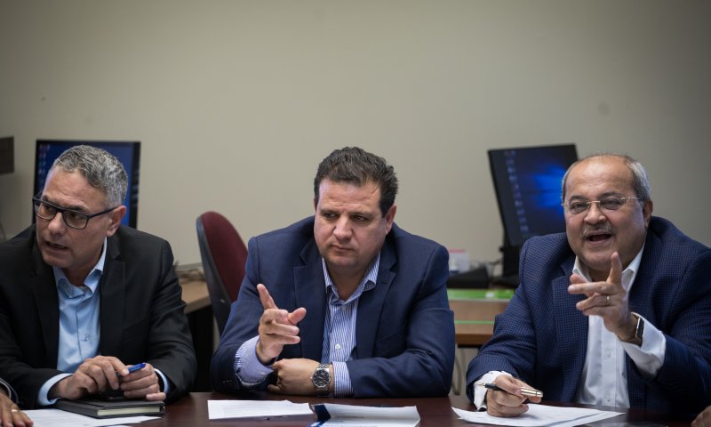 איימן עודה: לבני גנץ אין ממשלה בלי הרשימה הערבית