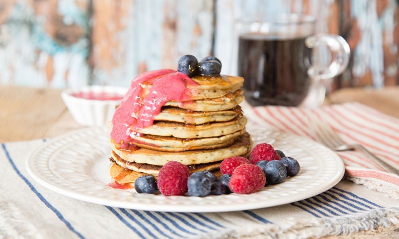 כמו באמריקה: מתכון לפנקייק מושחת עם פירות