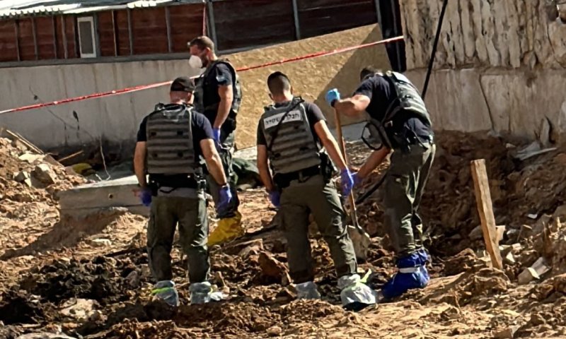 חודש וחצי אחרי הטבח: אותרה גופת מחבל בשדרות