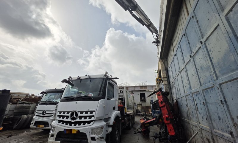 הקטל בענף הבנייה: פועל בן 52 נהרג לאחר שנפגע מחפץ כבד