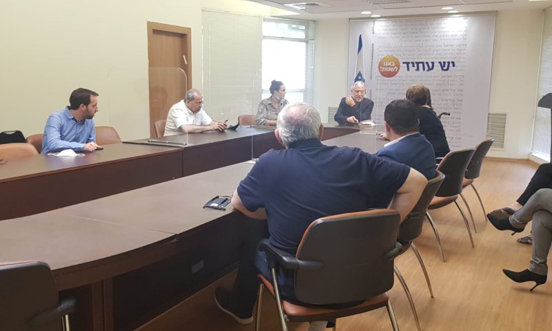 אין ועדה מסדרת? "ניתן עכשיו למיקי זוהר להזיע"