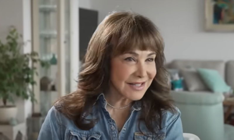 חני נחמיאס בקאמבק מוזיקלי: מעודדת בנות לשחק כדורגל