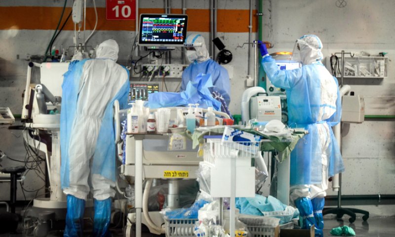 קורונה, נשבר שיא יומי: מחצות נדבקו 868 בני אדם