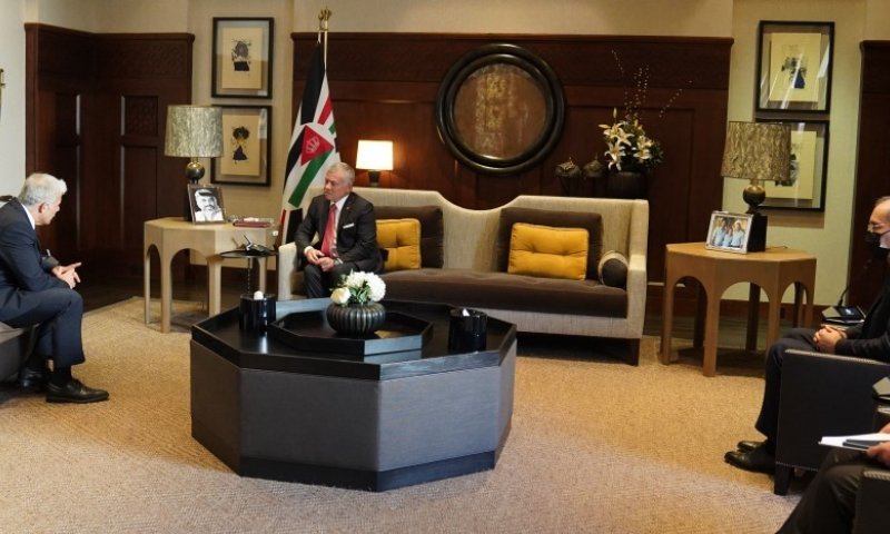 בפעם השנייה: שר החוץ לפיד ביקר אצל מלך ירדן