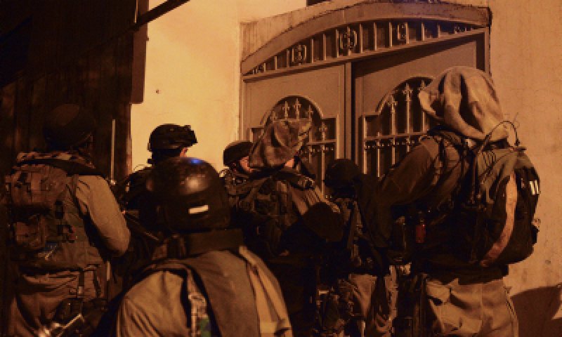 צפו: כוח ימ"ס עוצר מחבלים בבלטה