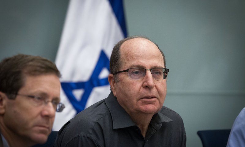 יעלון לא נוזף באיזנקוט: "מגבה את דבריו"