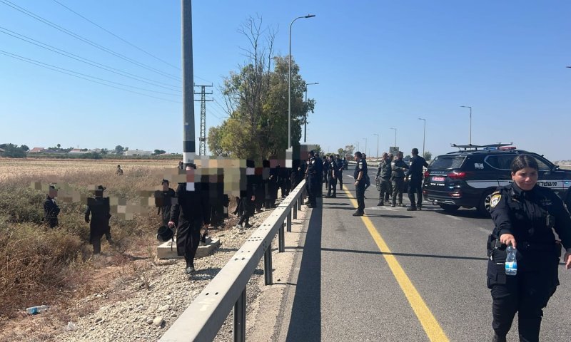 מעצר שלושת המשתמטים: החלו ההפגנות וחסימות הכבישים