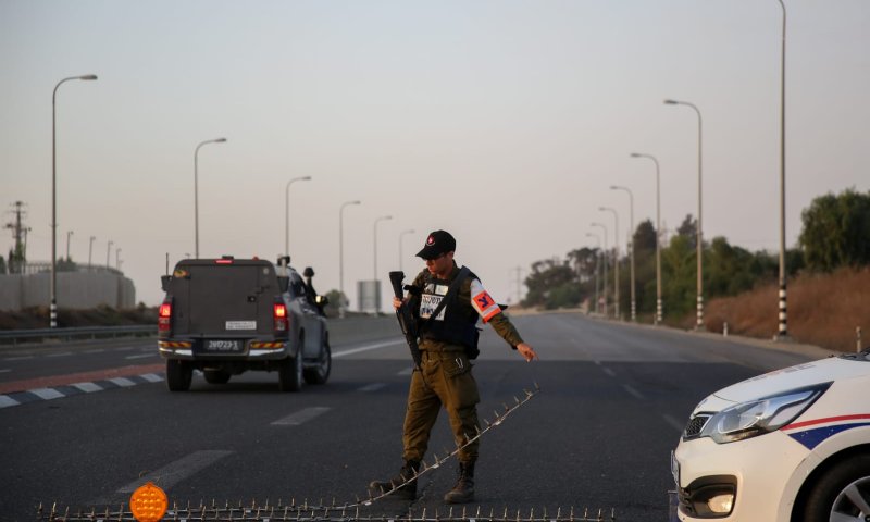 הסוף לסגר? גנץ: "האיום יוסר בדרך זו או אחרת"