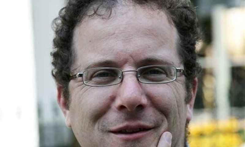 למה אתם הורסים את מבנה המשפחה?