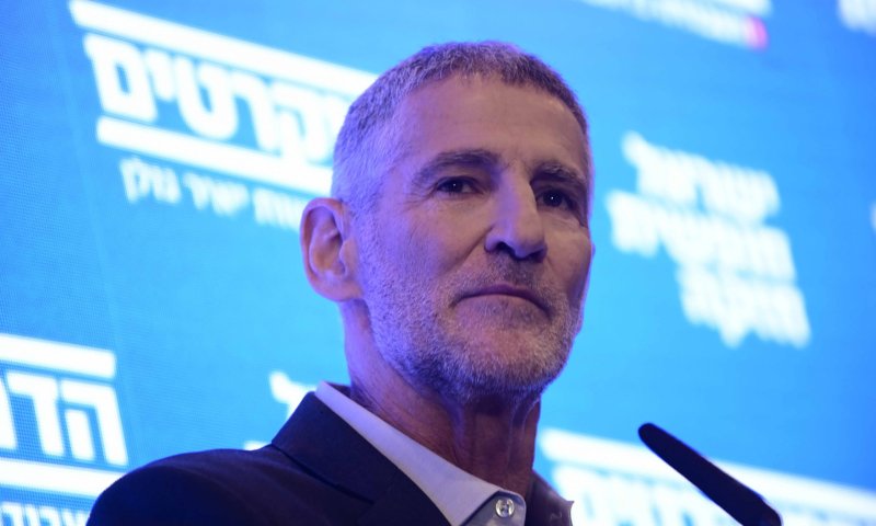 לא רק ציפי לבני: זה השר לשעבר שיצטרף ליאיר גולן