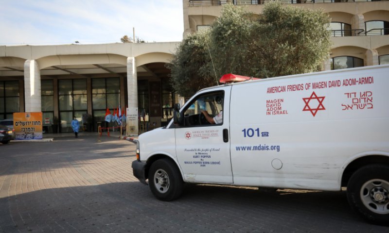 בתוך מבצע החיסונים האדיר: שכחו אותם בבית