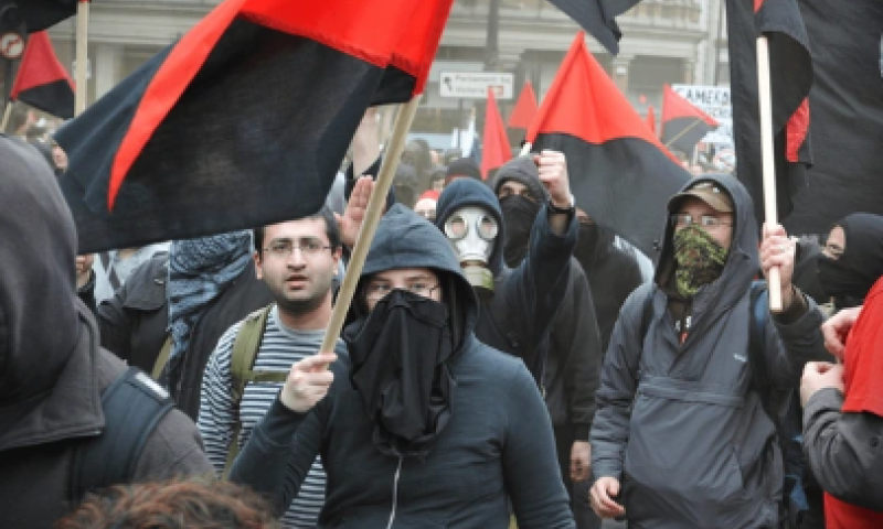 למדו מקפלן? פרעות שמאל קשות בארה"ב, הצבא מתכונן להתערב