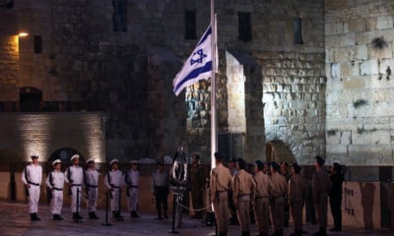 זוכרים את הגיבורים: אירועי יום הזכרון לחללי צה"ל